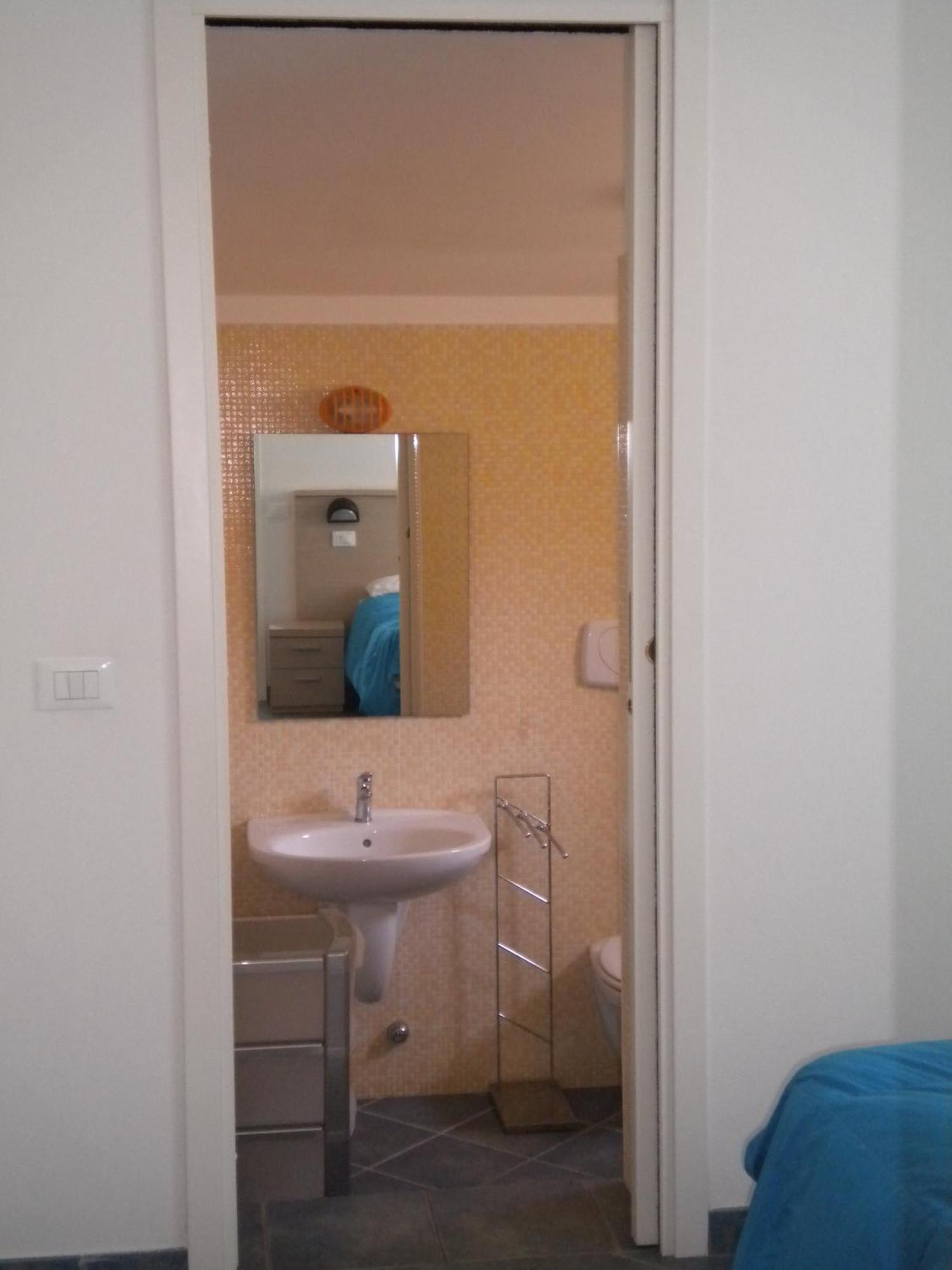 Residence Desiree Римини Экстерьер фото
