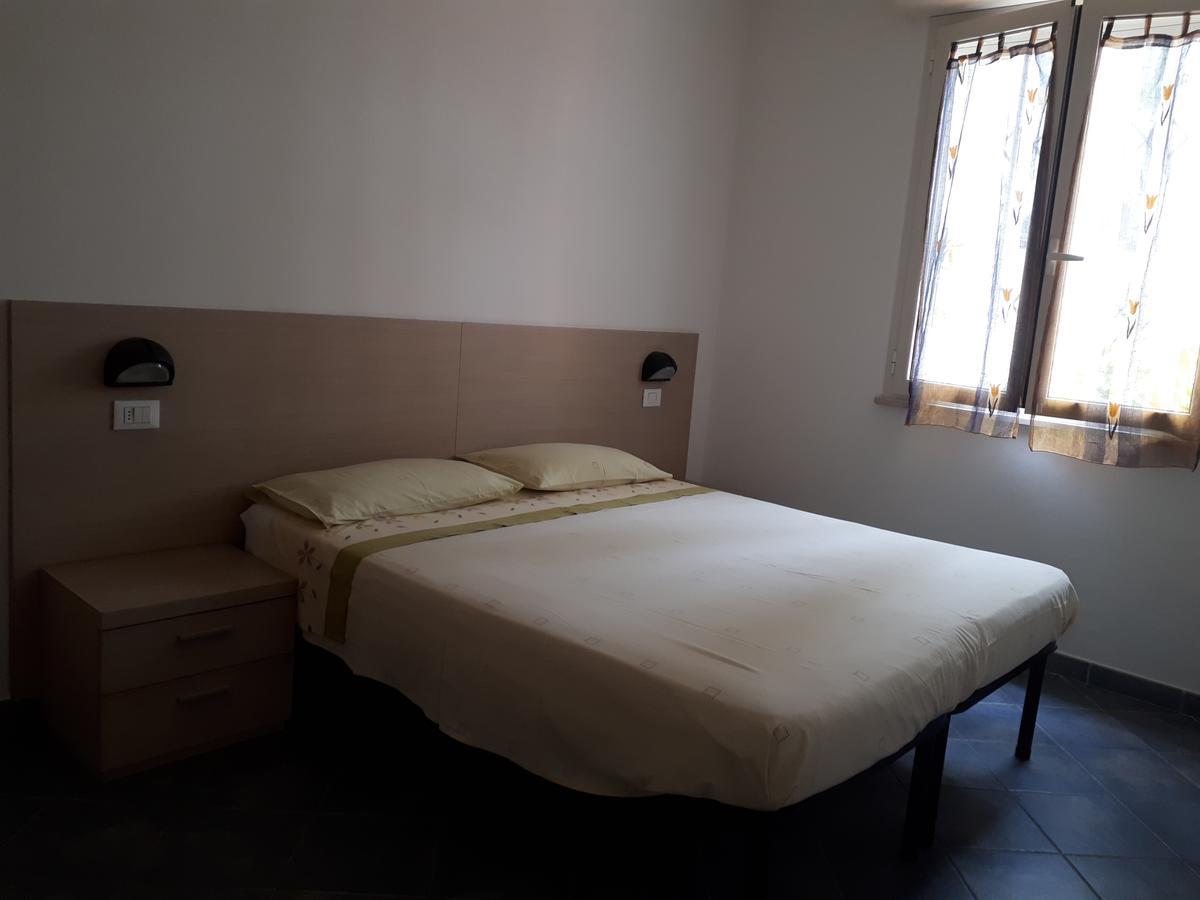 Residence Desiree Римини Экстерьер фото